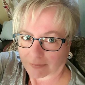 Meet your Posher, Louise